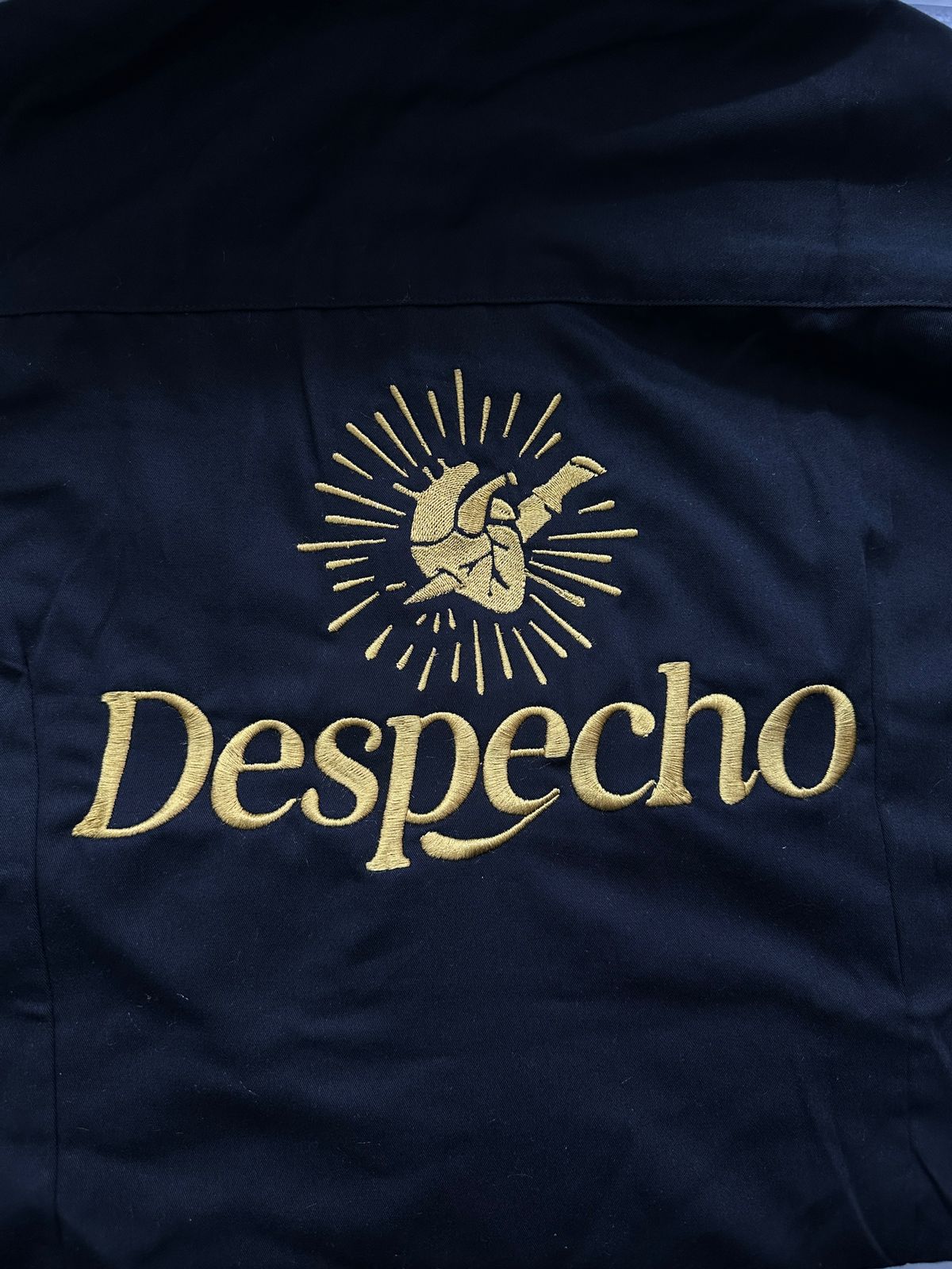 Chamarra bordada Despecho