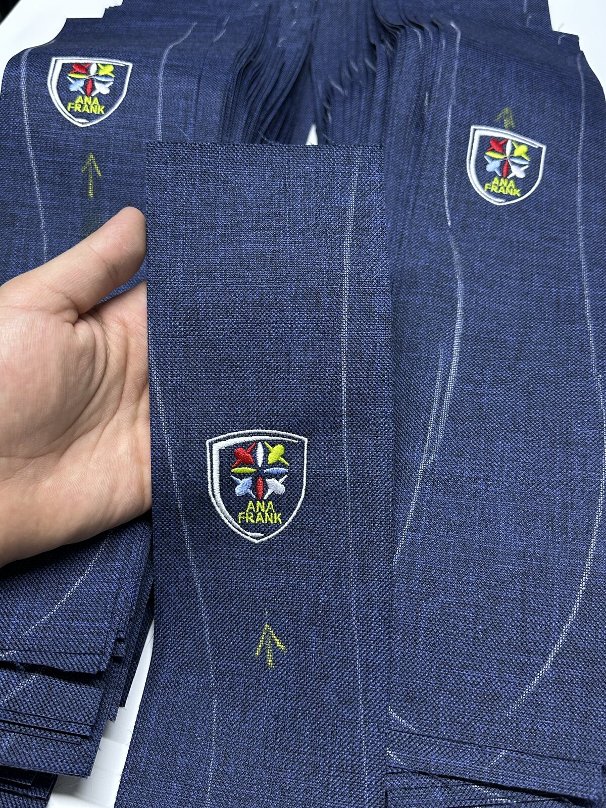 Uniforme escolar Ana Frank